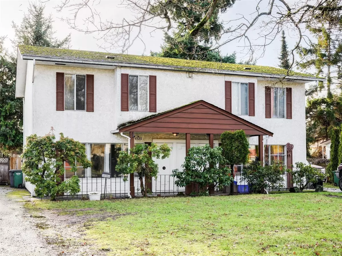 Saanich, BC V8N 6J5,1725 Feltham Rd #A & B