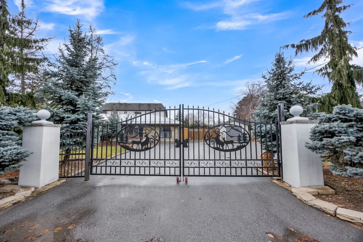 Oakville, ON L6L 4A4,308 Third Line