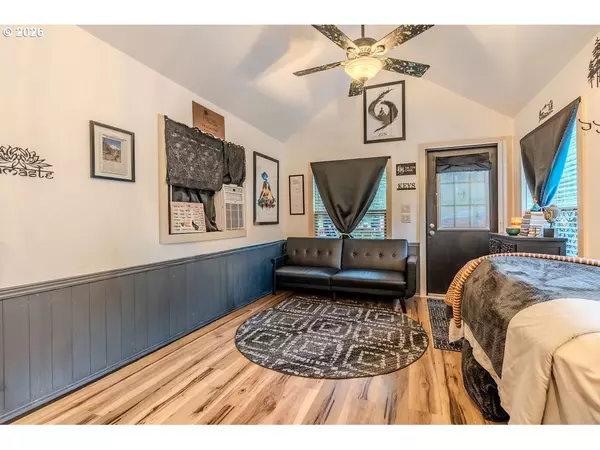 Welches, OR 97067,65000 E HIGHWAY 26 #FC 291