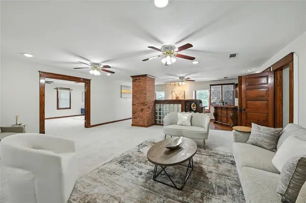 Grapevine, TX 76051,1323 Dublin Street