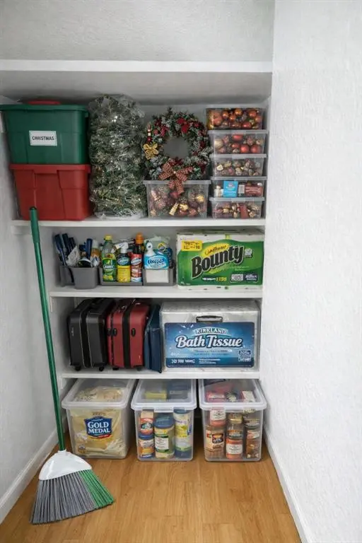 Dallas, TX 75220,9844 Valley Meadow Court