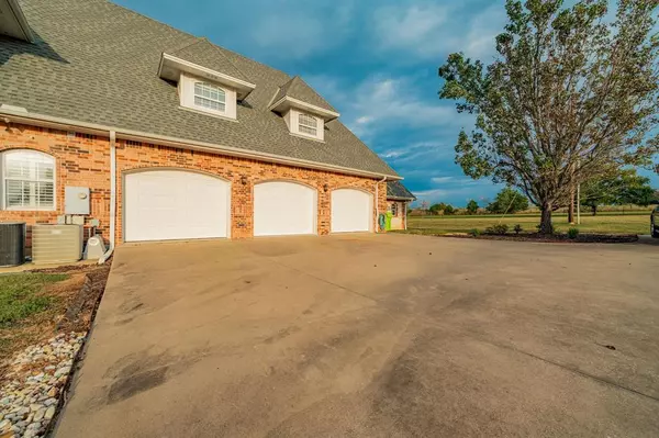 Canton, TX 75103,589 Vz County Road 2202