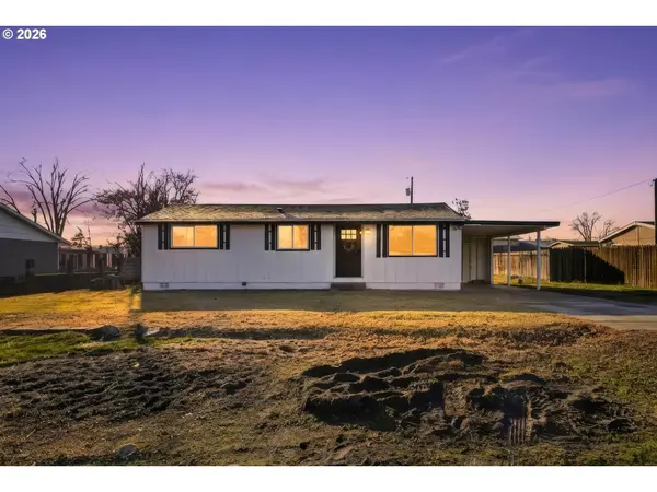 475 W HARTLEY AVE, Hermiston, OR 97838