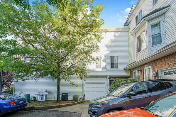 Staten  Island, NY 10312,34 Jamie LN