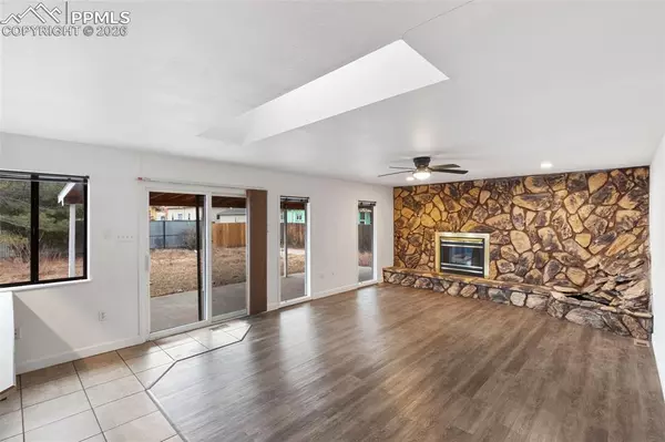 Pueblo, CO 81001,609 E 5th ST