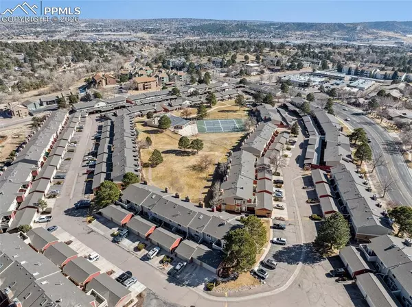 Colorado Springs, CO 80919,432 W Rockrimmon BLVD #B