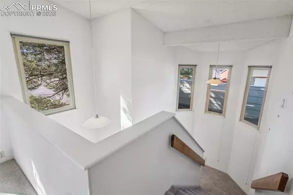 Colorado Springs, CO 80919,432 W Rockrimmon BLVD #B