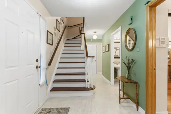 Ajax, ON L1T 1W3,51 Ravenscroft RD