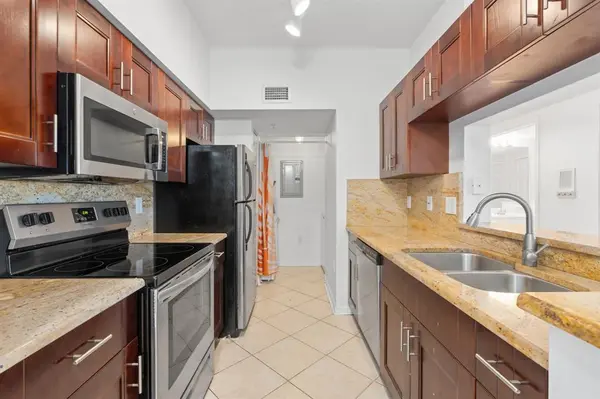 Coral Springs, FL 33071,11661 W Atlantic Blvd #34