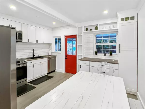 Fort Lauderdale, FL 33311,1641 NW 6th Ave