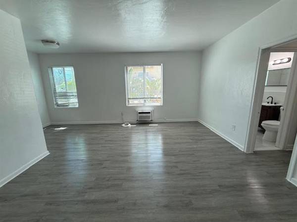 Miami Beach, FL 33141,7720 Abbott Ave #3