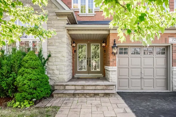 Oakville, ON L6M 5G3,2481 Whistling Springs CRES