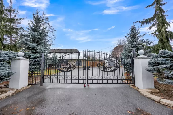 308 Third Line, Oakville, ON L6L 4A4