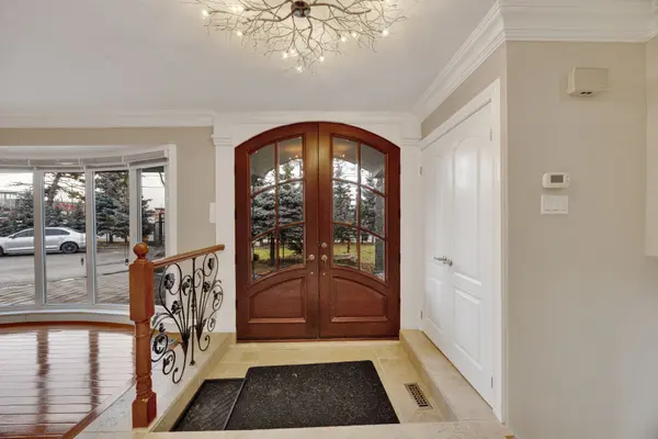 Oakville, ON L6L 4A4,308 Third Line