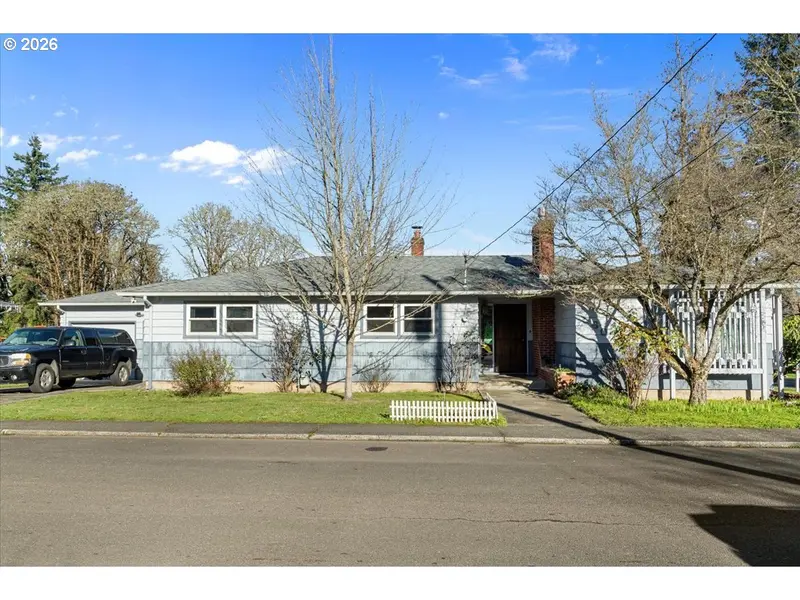 760 SE BIRCH ST, Sweet Home, OR 97386