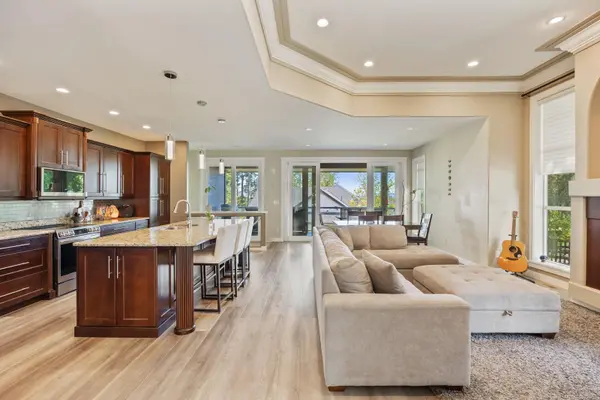 3101 Klanawa Cres, Courtenay, BC V9N 3Z9