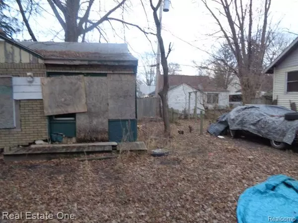 Detroit, MI 48224,4880 Lodewyck ST