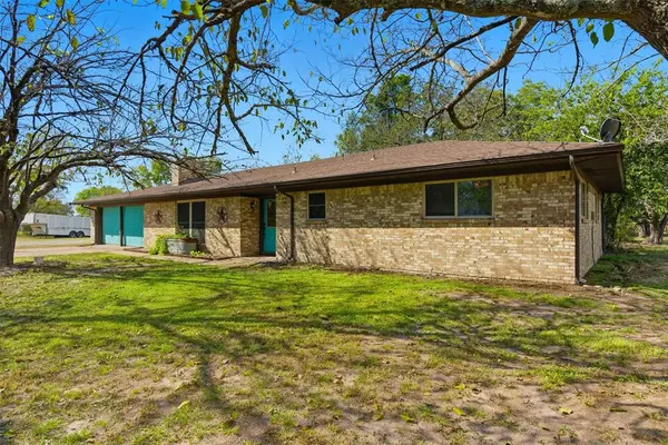 Greenville, TX 75402,3264 County Road 2176