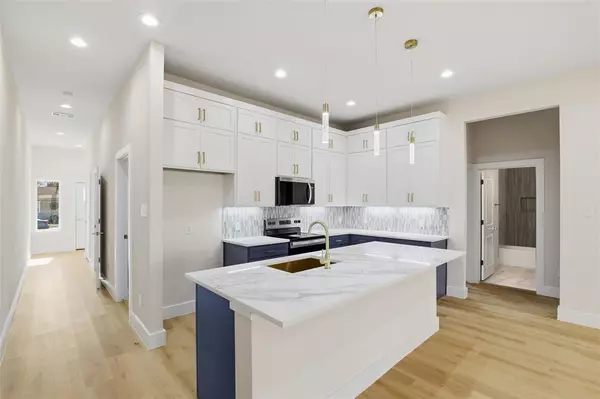 Arlington, TX 76010,1833 Edna Street #A-B