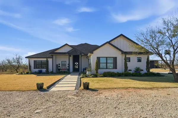 Lawn, TX 79530,136 Mistletoe Ridge