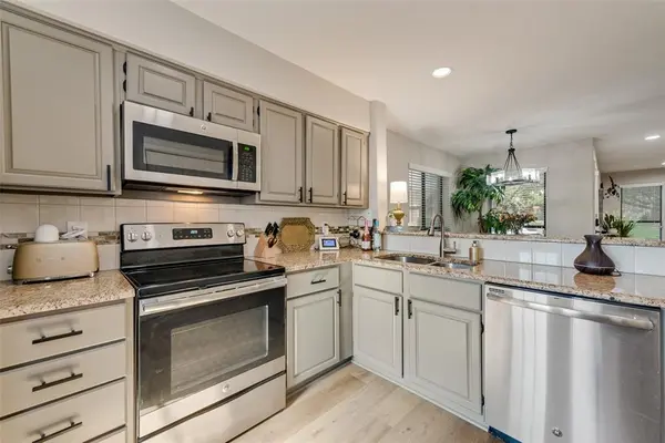 Plano, TX 75023,1801 W Spring Creek Parkway #D1