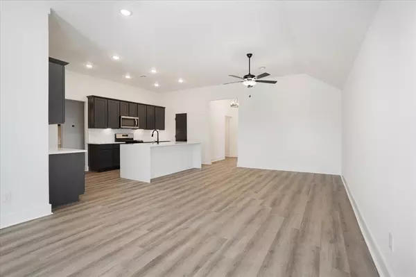 Sherman, TX 75092,4300 Hummingbird Drive