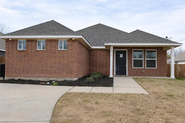 2216 Sayle Street, Greenville, TX 75401