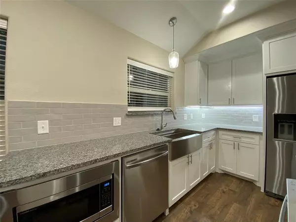 Sherman, TX 75090,802-804 N Broughton Street #802