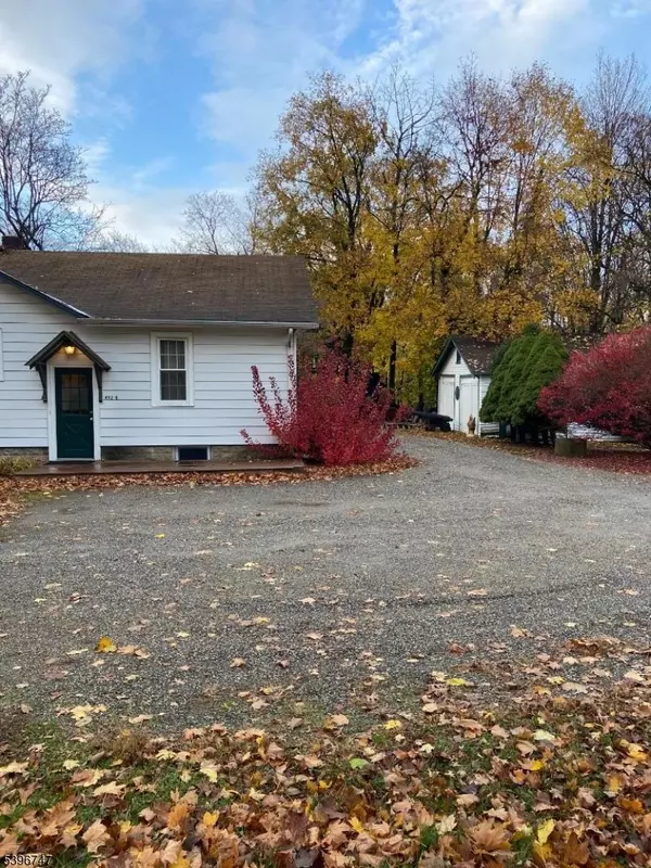 Pequannock Twp., NJ 07444,492 Dogwood Lane