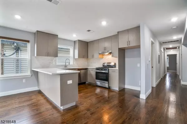 Newark City, NJ 07103,414 S 16Th St