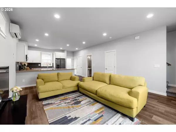 Portland, OR 97216,8629 SE WASHINGTON ST