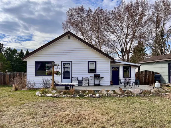 5104 51 ST,  Edgerton,  AB T0B 1K0