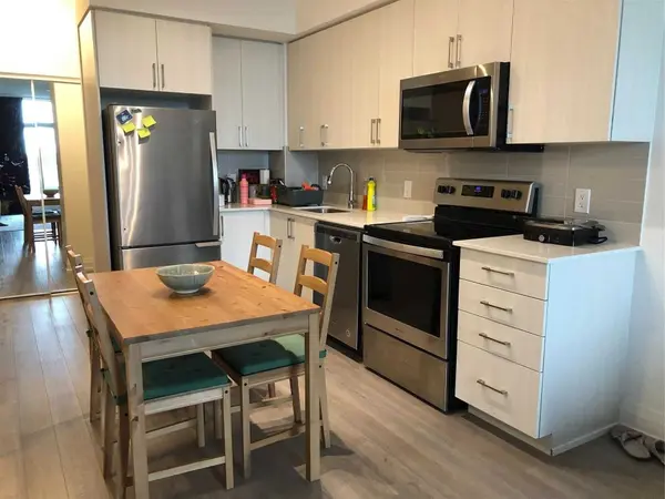 Toronto C15, ON M2K 1B4,591 Sheppard AVE #728