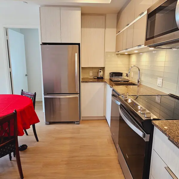 Toronto C13, ON M3A 0A7,10 DEERLICK CT #410