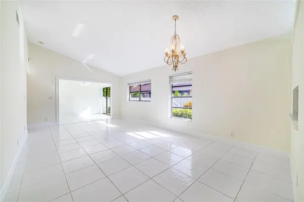 Boca Raton, FL 33496,8307 Summerbreeze Ln