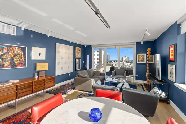 Fort Lauderdale, FL 33304,888 Intracoastal Dr #11A