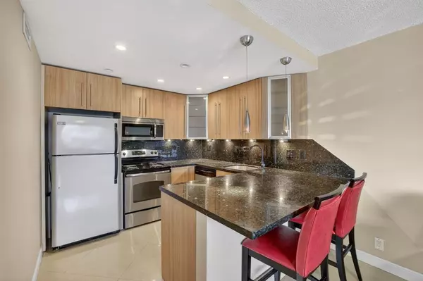 2900 NE 30th St #A4, Fort Lauderdale, FL 33306