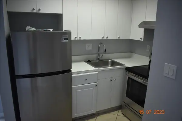 Miami, FL 33133,3051 SW 27th Ave #204