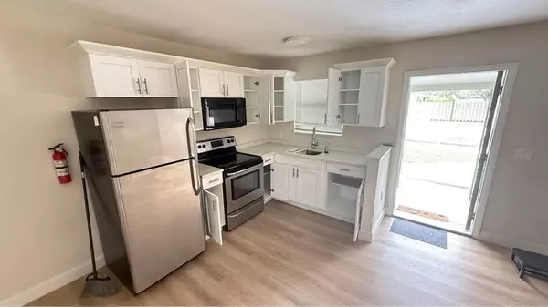 Hallandale Beach, FL 33009,800 Moffett St #4