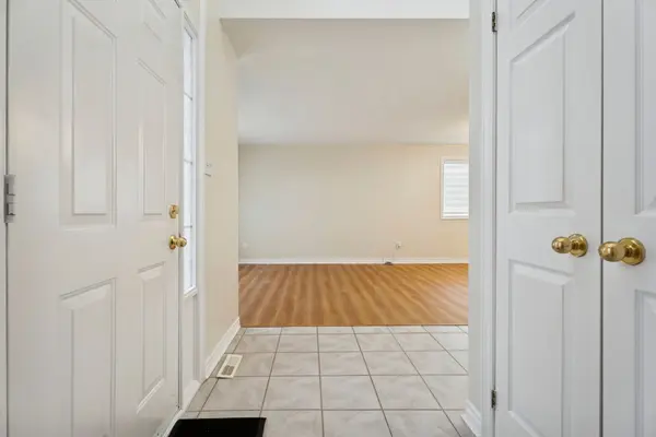 Barrie, ON L4N 0E1,136 Marsellus DR