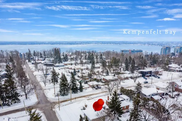 Barrie, ON L4M 3T5,54 Eugenia ST