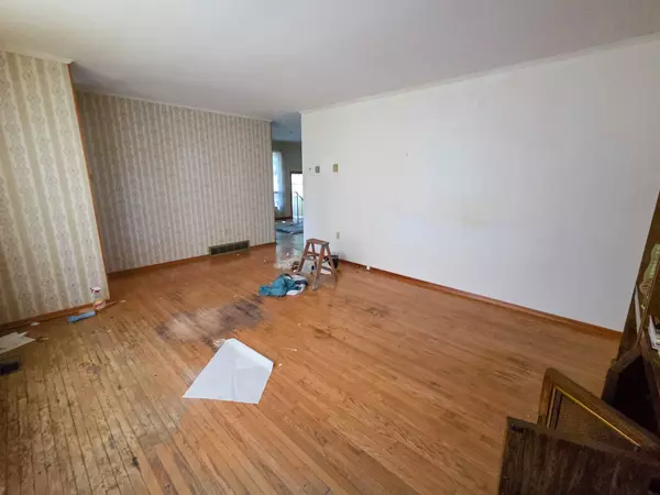 Temiskaming Shores, ON P0J 1P0,50 Dixon ST