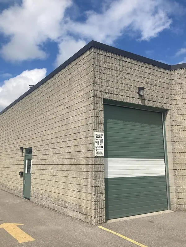 Toronto W10, ON M9W 5R6,24 Brydon DR #6