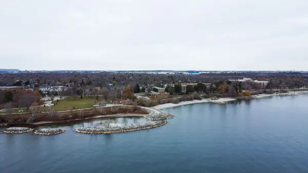 Burlington, ON L7L 5X5,5255 Lakeshore RD #3