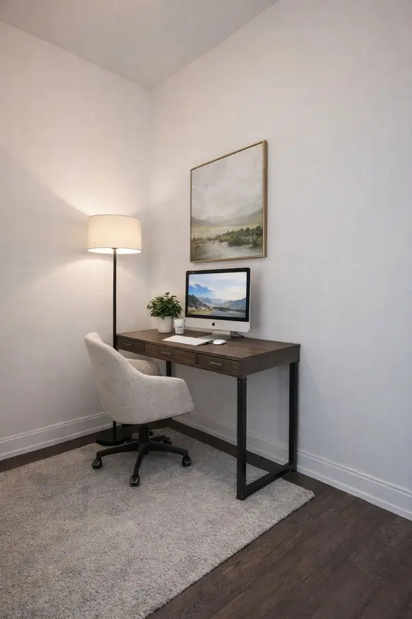 Toronto W06, ON M8V 0C4,70 Annie Craig DR #807