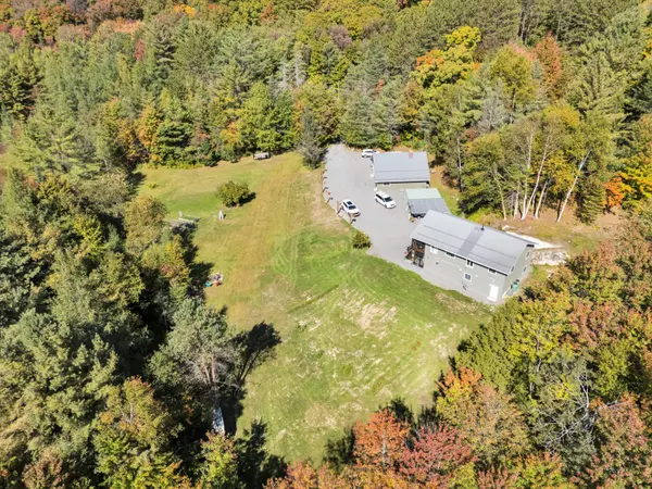Muskoka Lakes, ON P1L 1X4,1435 Falkenburg RD