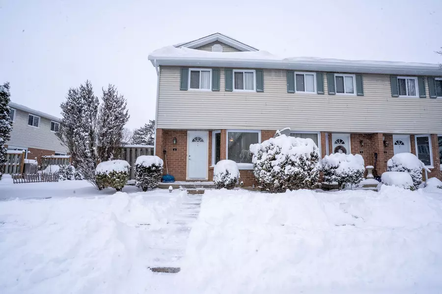 10 Dufferin ST #4, Norwich, ON N0J 1P0