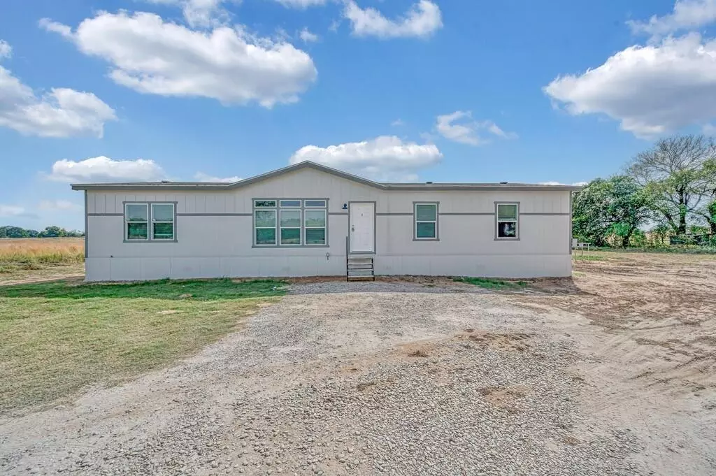 Gholson, TX 76705,1041 Wildcat Circle