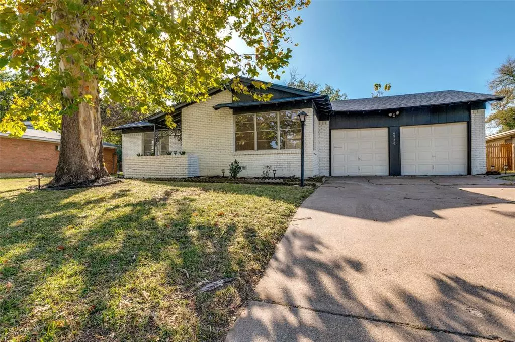 Fort Worth, TX 76112,6920 Robinhood Lane