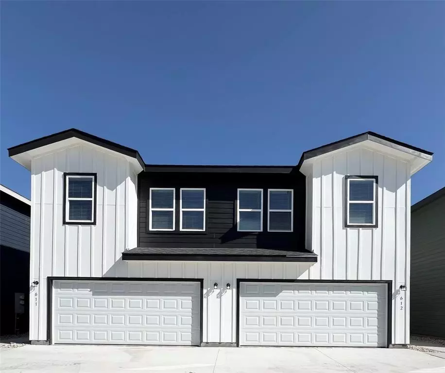 Burleson, TX 76028,3501 E Renfro Street #611